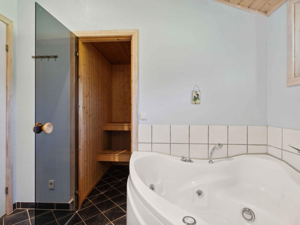 5 Star Holiday Home in Hojby