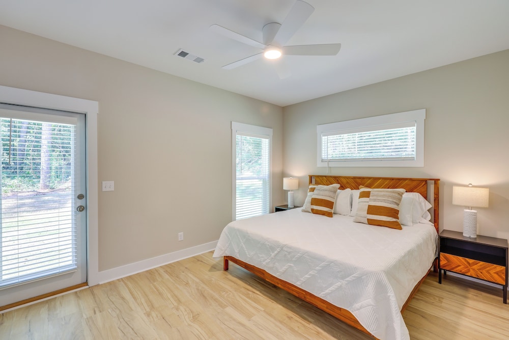 Near 17 Springs Sports Complex: Millbrook Duplex!