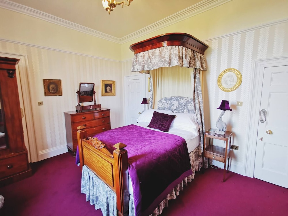 Severn Manor Country Estate