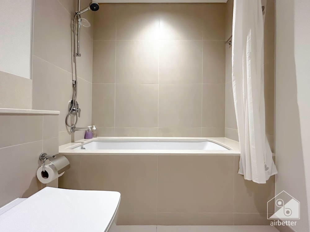 Luxurious 2B Apartment at Burj Crown Downtown