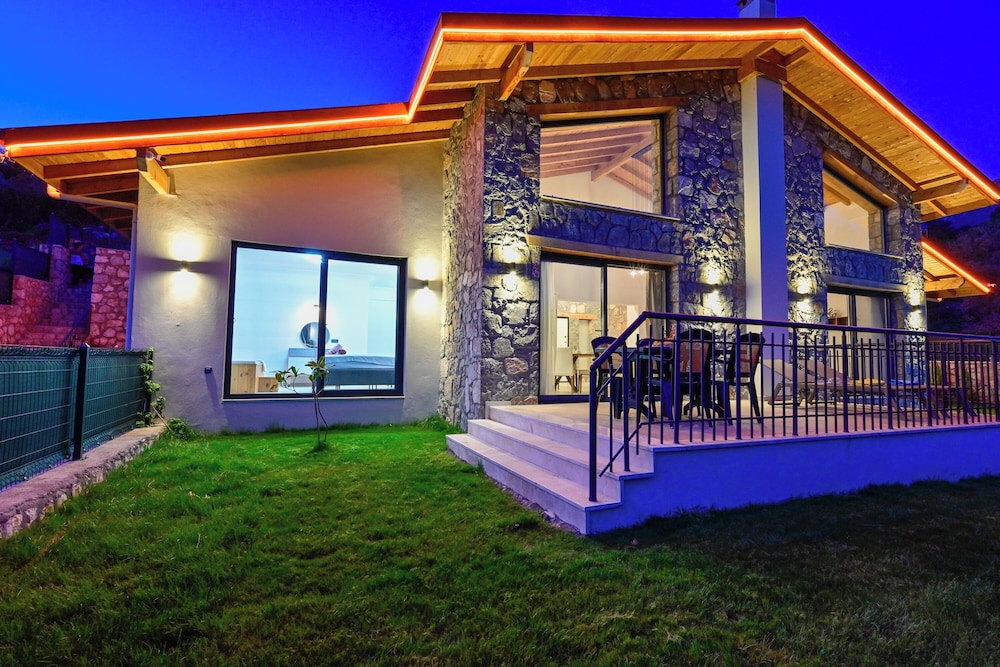 Yaka Esinti Villa