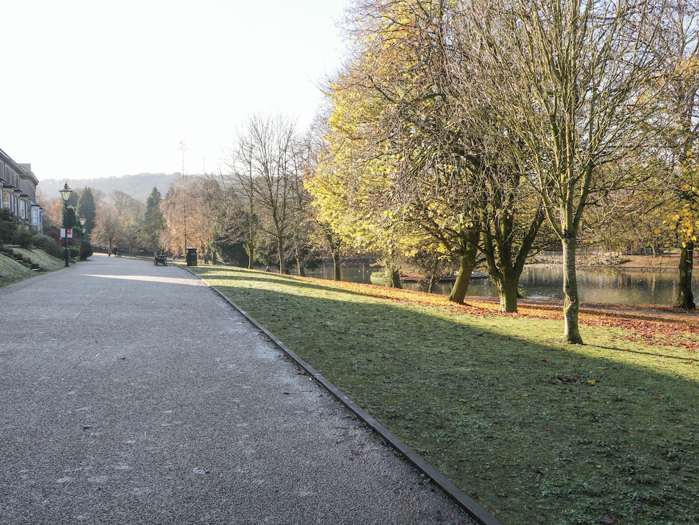 Chatsworth Suite