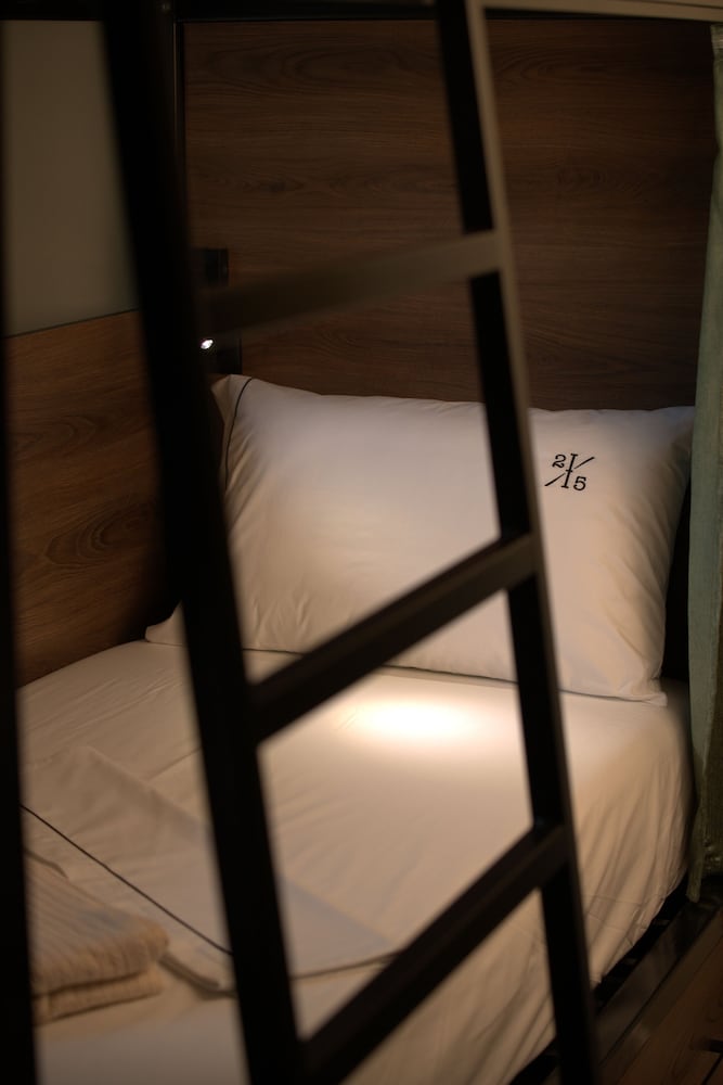 2115 Boutique Hostel