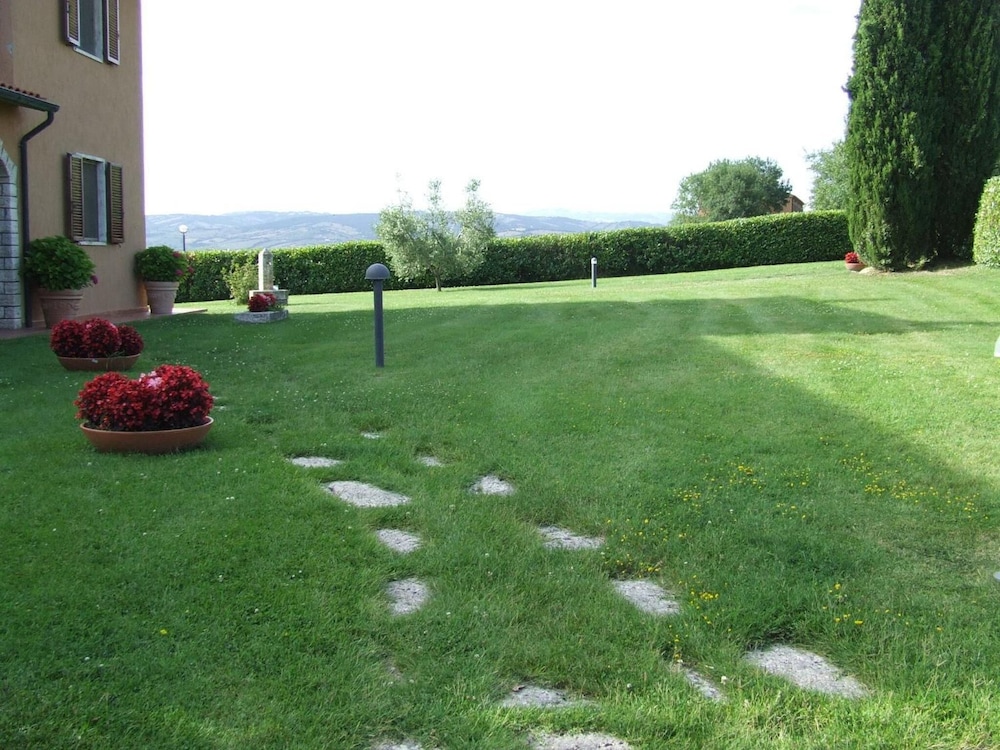 Photo 23