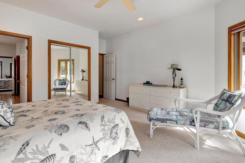 Pepper Avenue 23