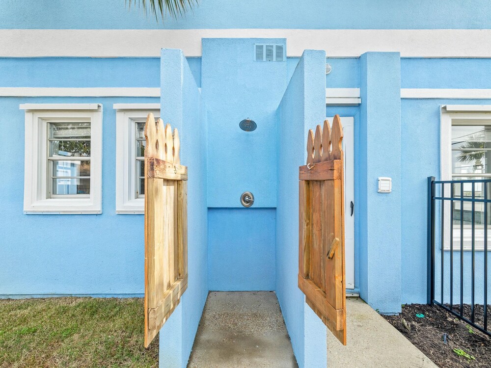 Private Paradise on Front Beach Rd by Resort Collection