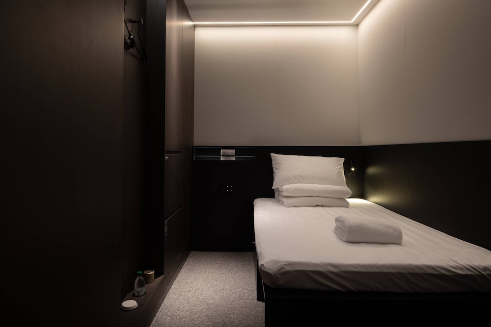 Shanghai Desti Youth Hostel - Jing 'an Temple, Changping Road