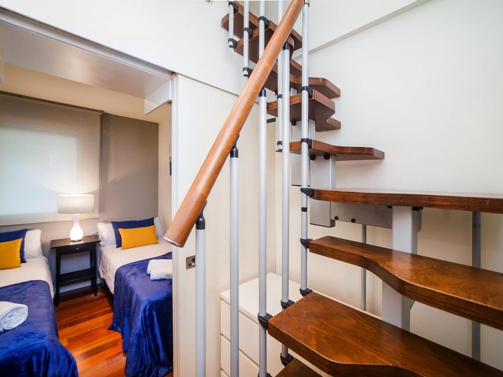 Victoria City Center 1 Downtown Luxury Duplex