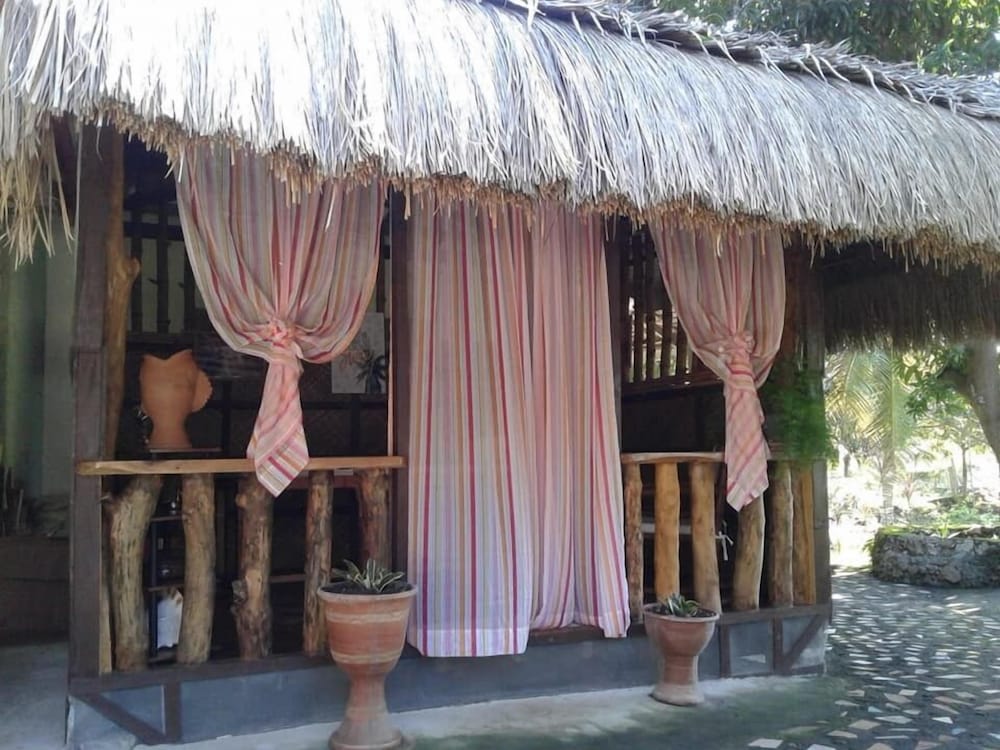 Chelle's Guest House and Backpackers - Hostel