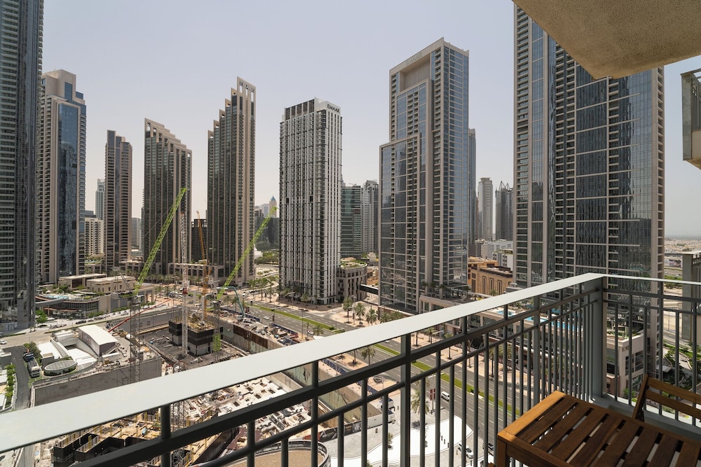 Nasma Luxury Stays - Standpoint Tower A