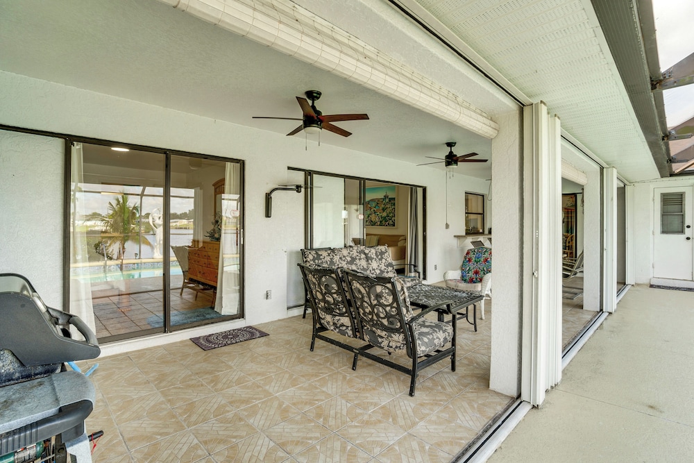 4 Mi to Beach: Canal-front Home in Port Charlotte!