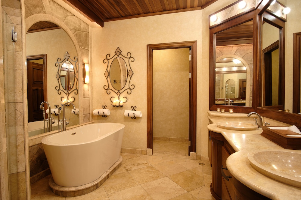 The Springs Resort & Spa at Arenal 44