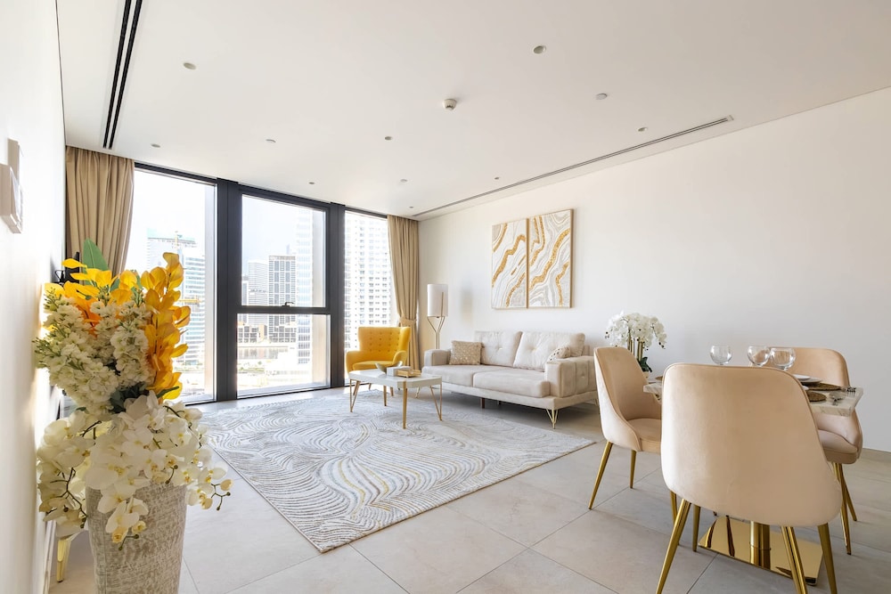 Modern 1-bedroom Apartment in Residence 110 in the Heart of Dubai