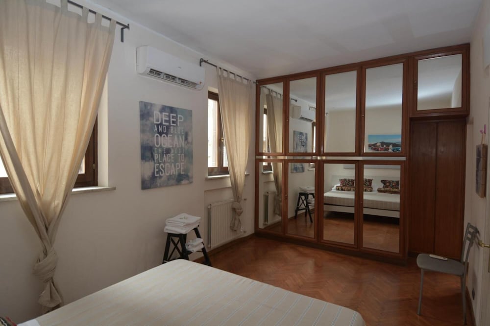Piazza Navona Penthouse - Piazza Navona Penthouse