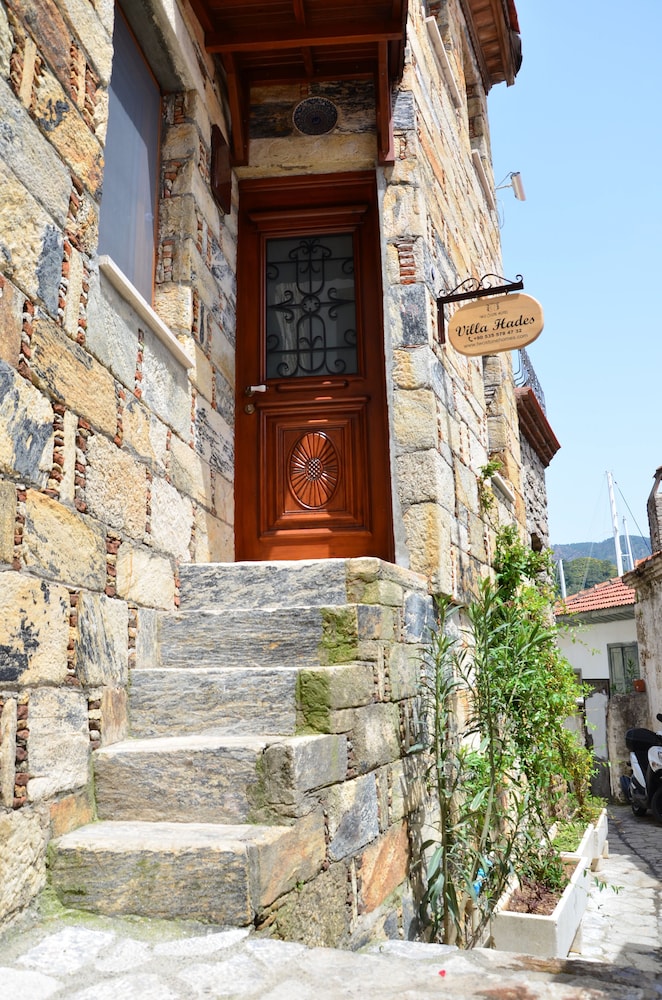Two Stone Homes
