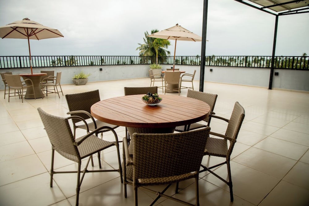Apto Pet Friendly com Piscina a 100m da Orla