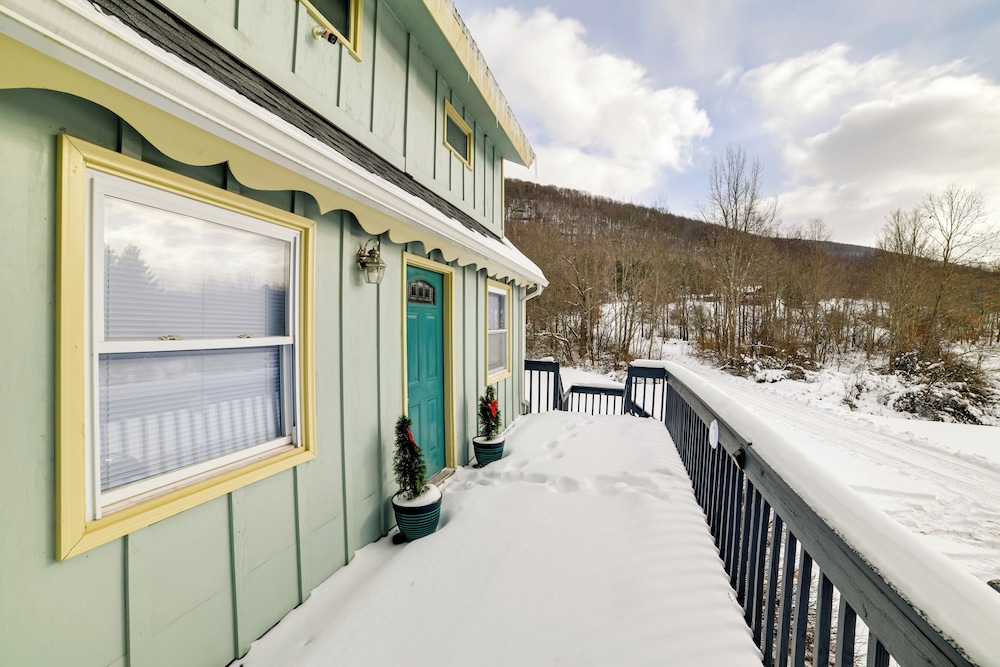 Catskills Mountain Casita: Ski, Hike, Fish & Golf!