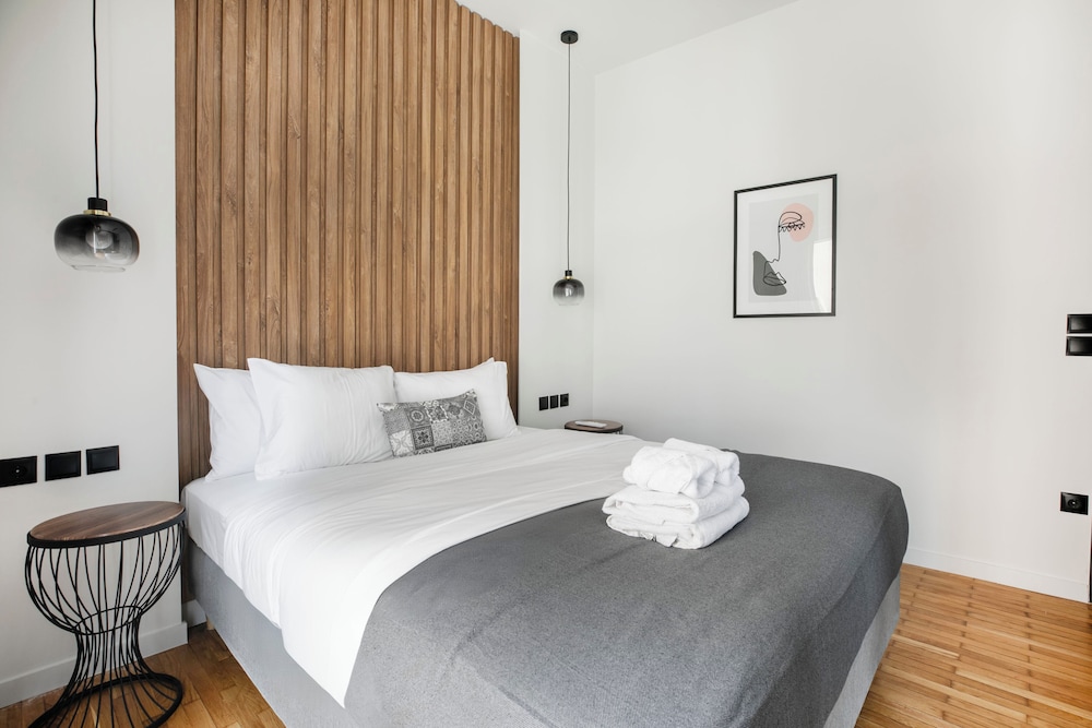 Astoria -Luxury 2-BR Apartment in Athens