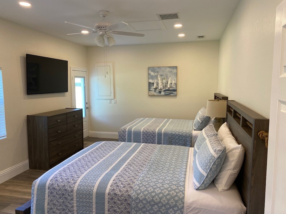 Caribbean Shores Waterfront Resort view 3