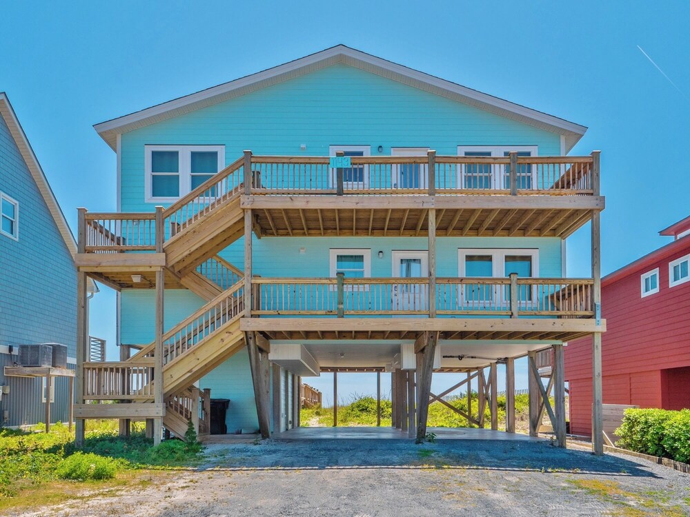 Walking on Sunshine by Topsail Realty
