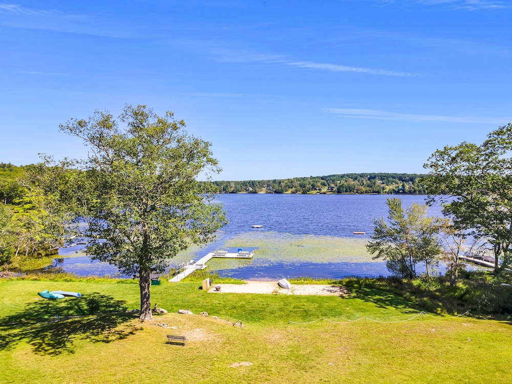 2 Lake Cabins Pool Hottub Game Room 23acs