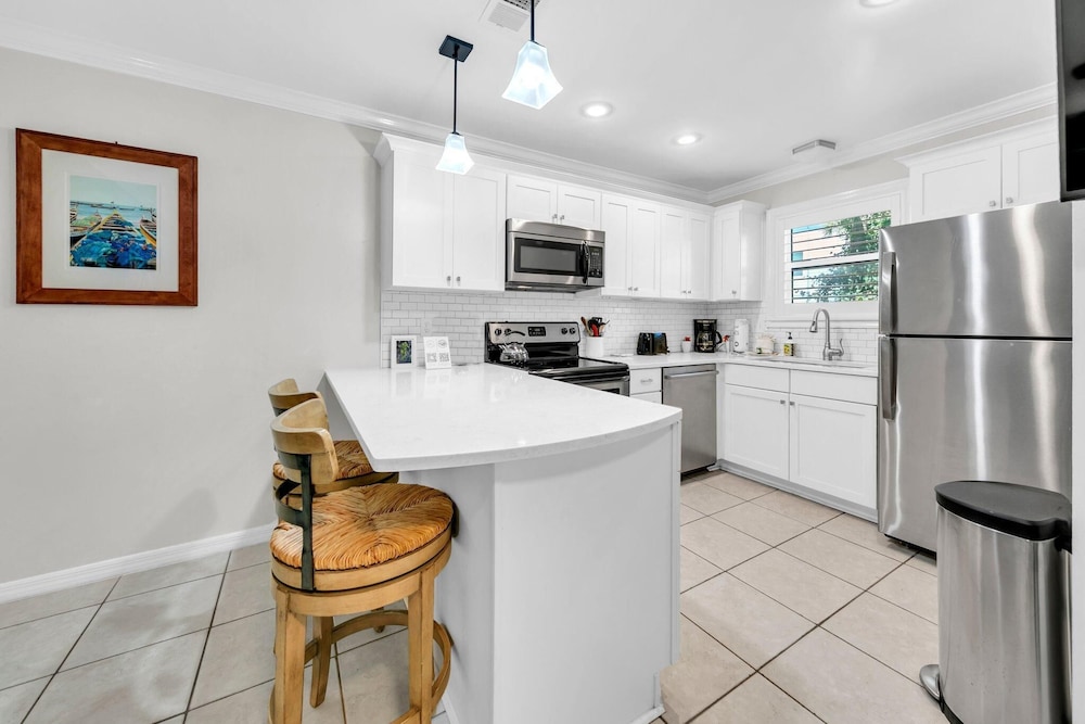 Beachside Villas 412