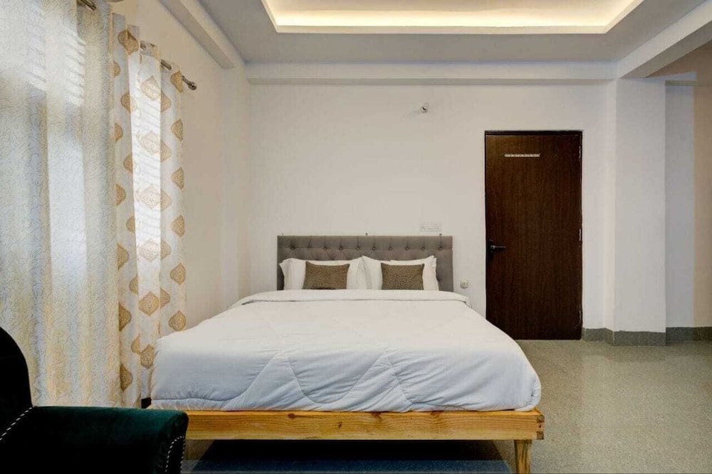 Amara Inn