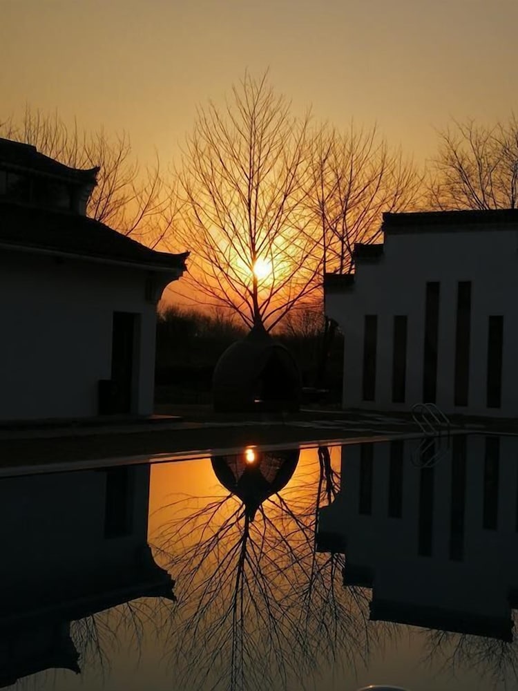 Huangshan Huizhou Creek Villa
