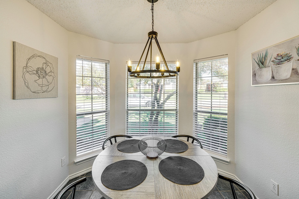 1/2 Mi to Frisco Commons! Family Getaway w/ Patio
