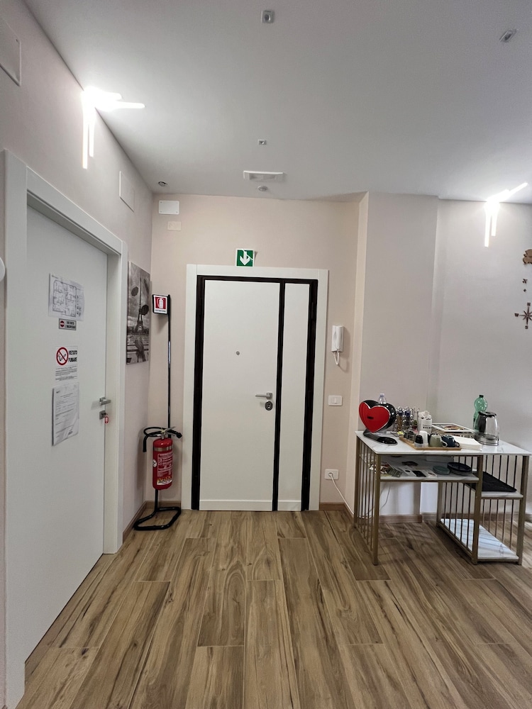 Raffaelli Suite