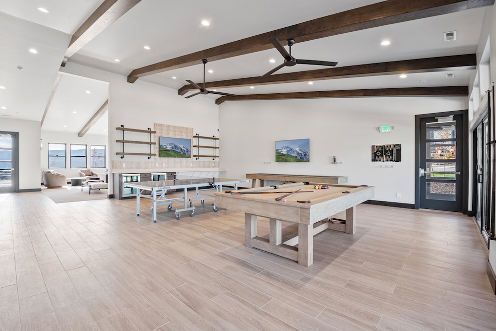 Mountain View Magic - Mayflower Lakeside