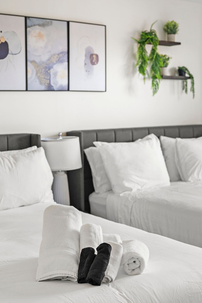 Furnished Apartment Near Longwood