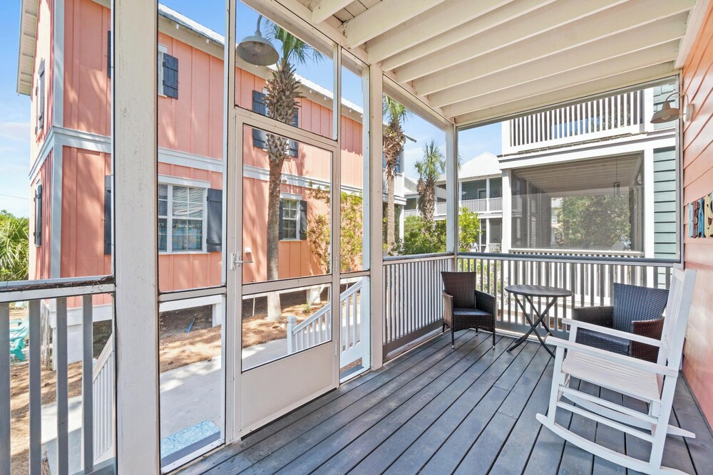 Pet Friendly Beach House - Sandy Toes