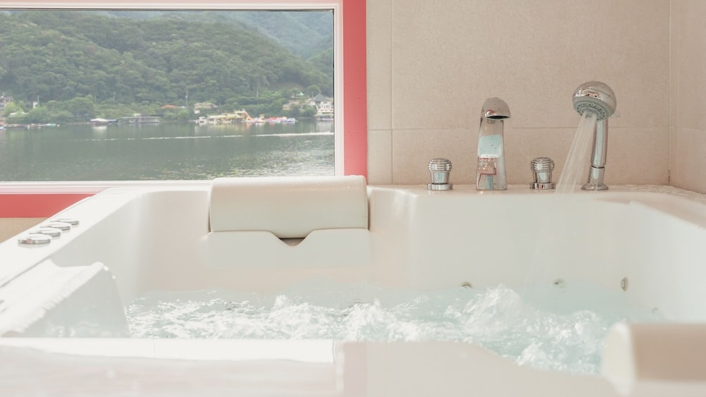Gapyeong The Hue Spa Pension