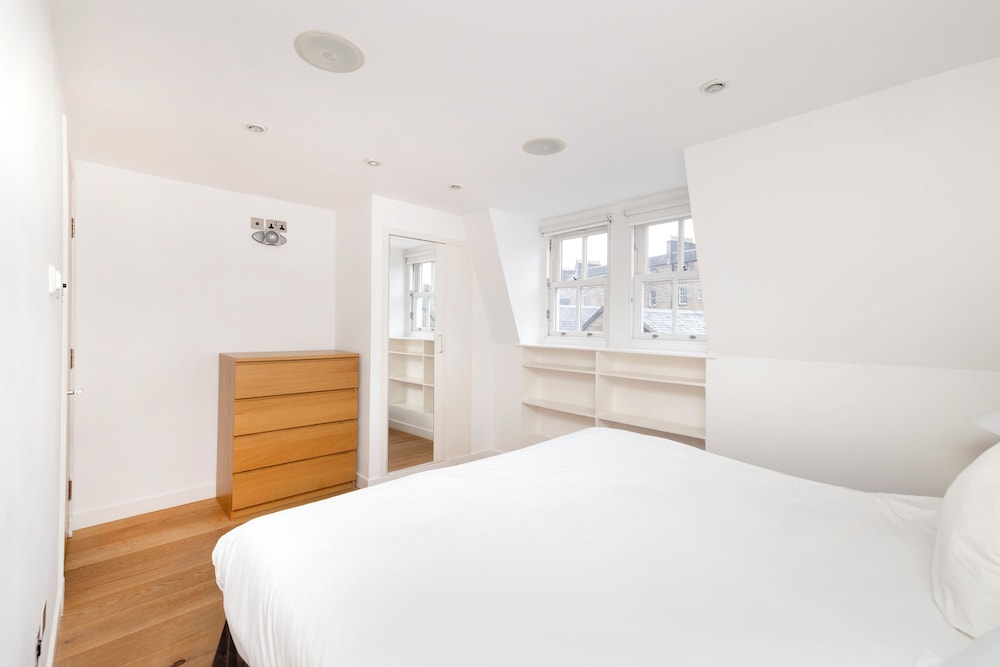 Superb Flats in the Heart of Edinburgh