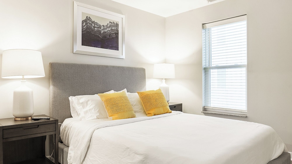 Landing Apartments Denton