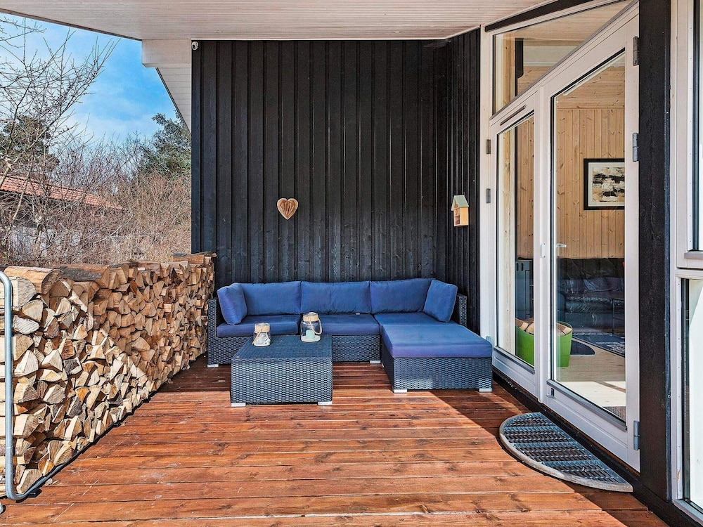 6 Person Holiday Home in Frederiksvaerk-by Traum