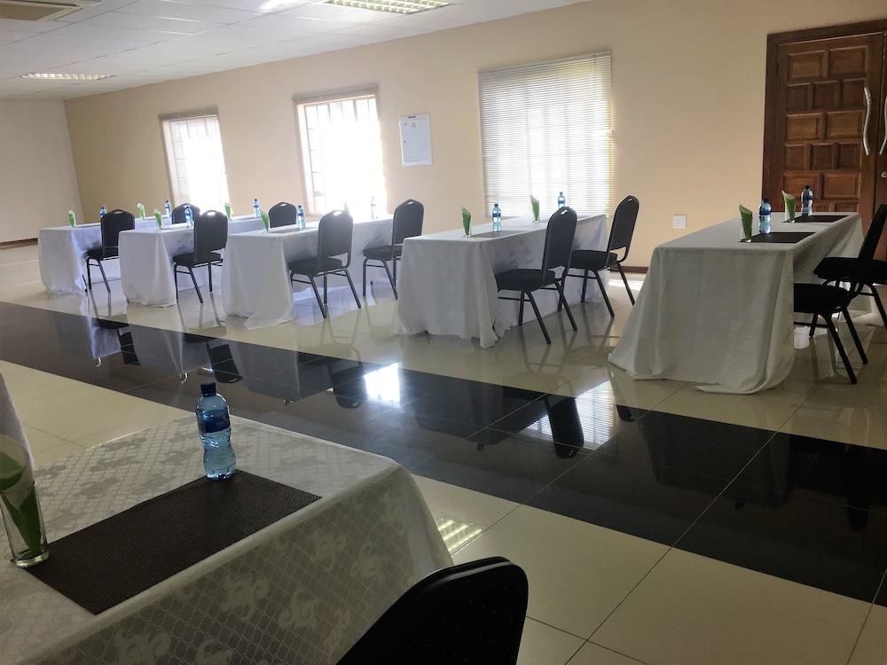 meeting & event spaces
