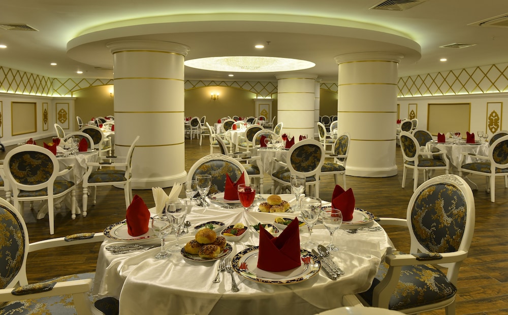 Sunmelia Beach Resort Hotel & Spa