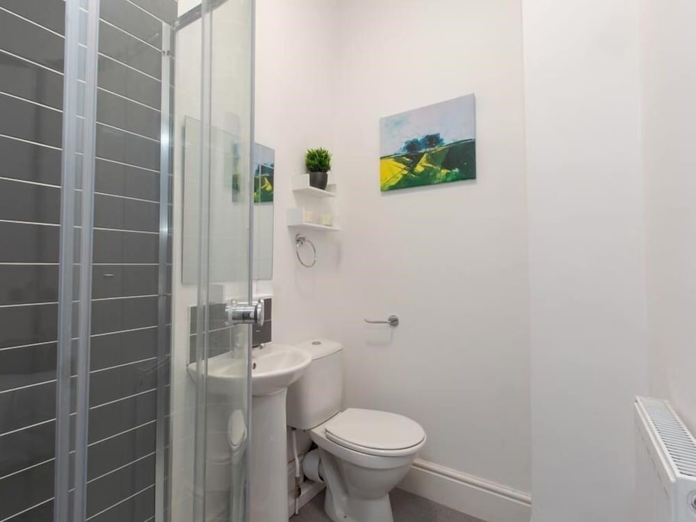 Townhouse @166 Ruskin Rd