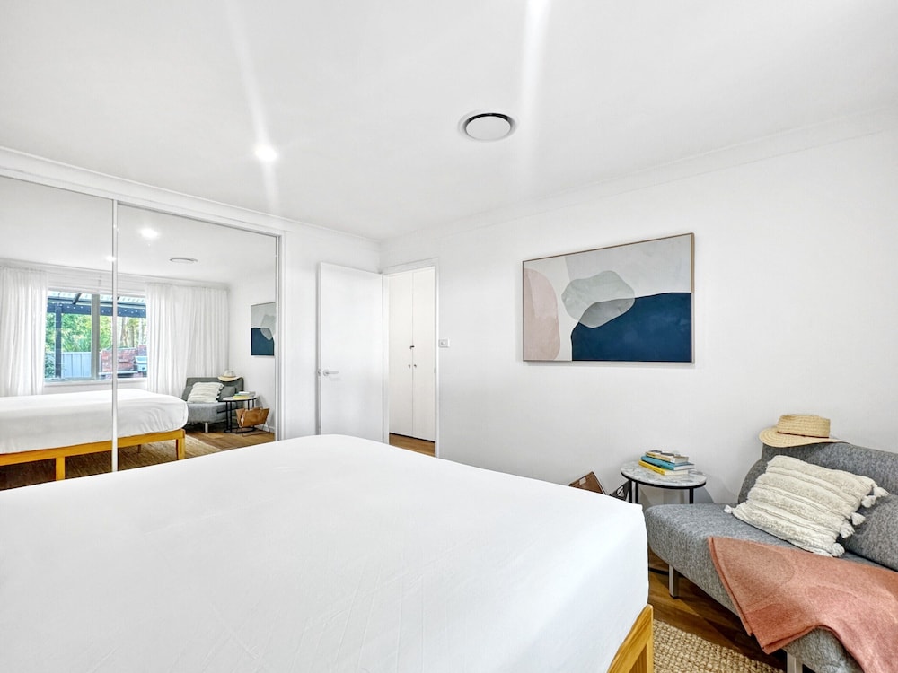 Spacious 2-bed Townhouse With BBQ