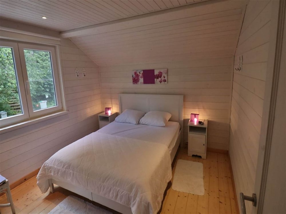 Stylish Chalet With Room