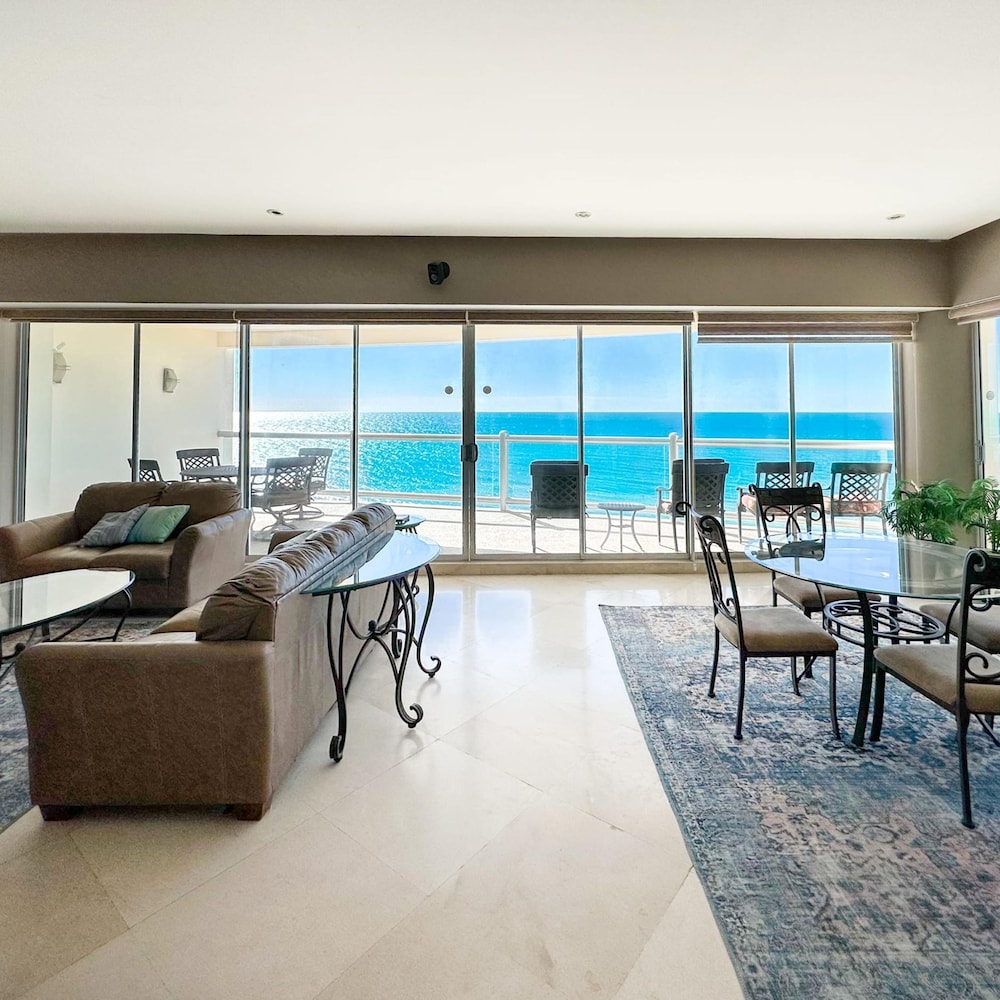 A Vista Into Tranquility Your 10th-floor Escape