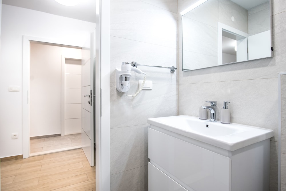 Dubrovnik Spectrum Rooms
