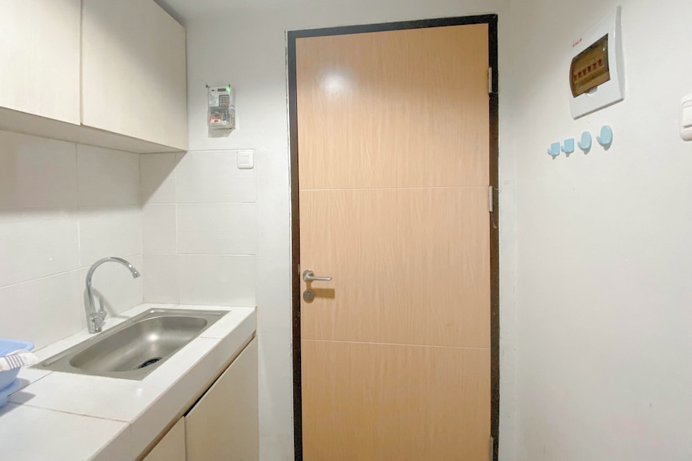 Well Furnished Studio At The Alton Apartment