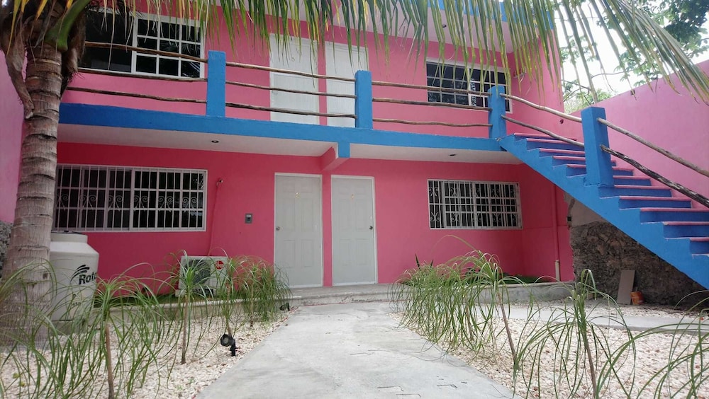 Hotel Hostel Casa Ka'an - Image 1