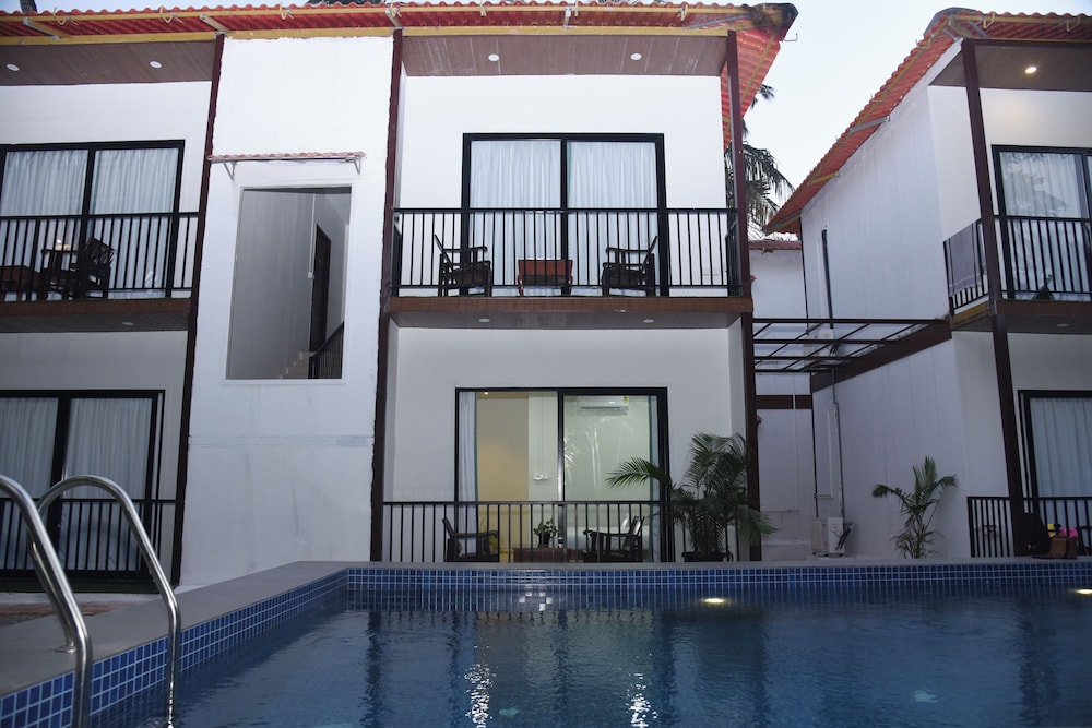 Arambol Sweet Lake Resort