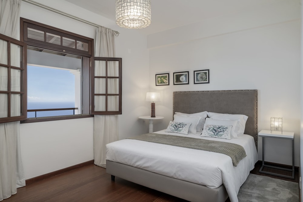 Country House With sea View, Southern Sunny House view 2