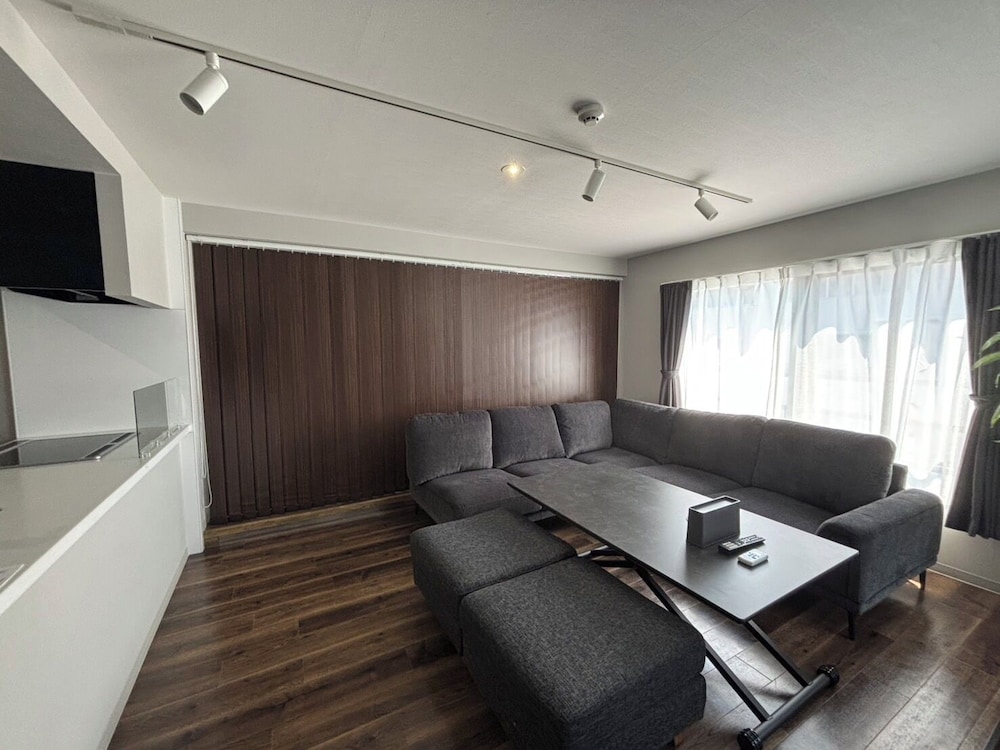 GRACE 406