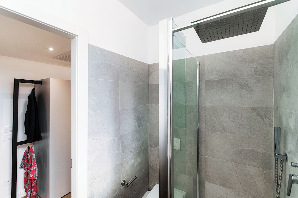 Casa Batèl Suites & Apartments